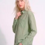 Camisa Verde Clara Feminina em Cambraia de Algodão Puro Sob