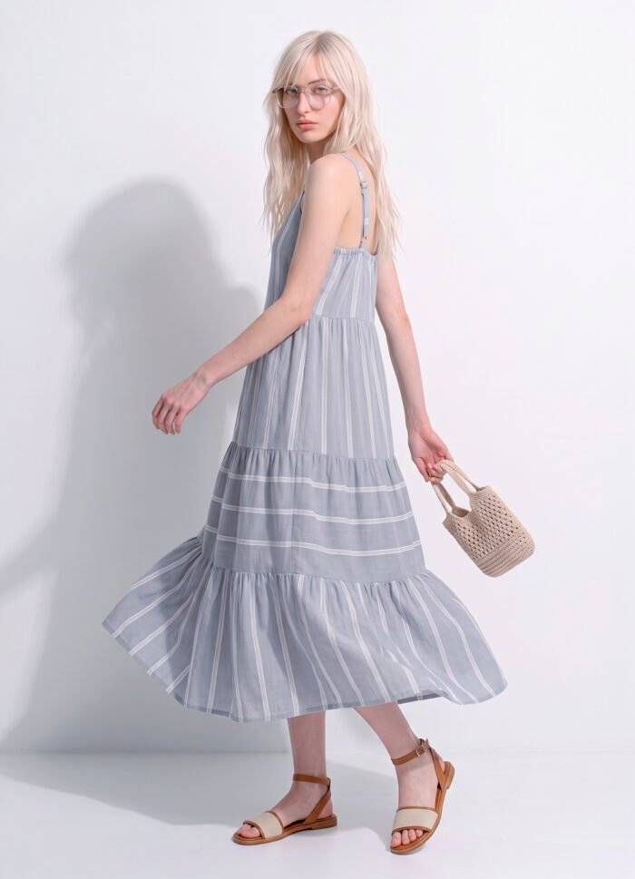 Vestido Longo Azul Claro Listrado Viscose Solto com Forro Sob - Imagem 2