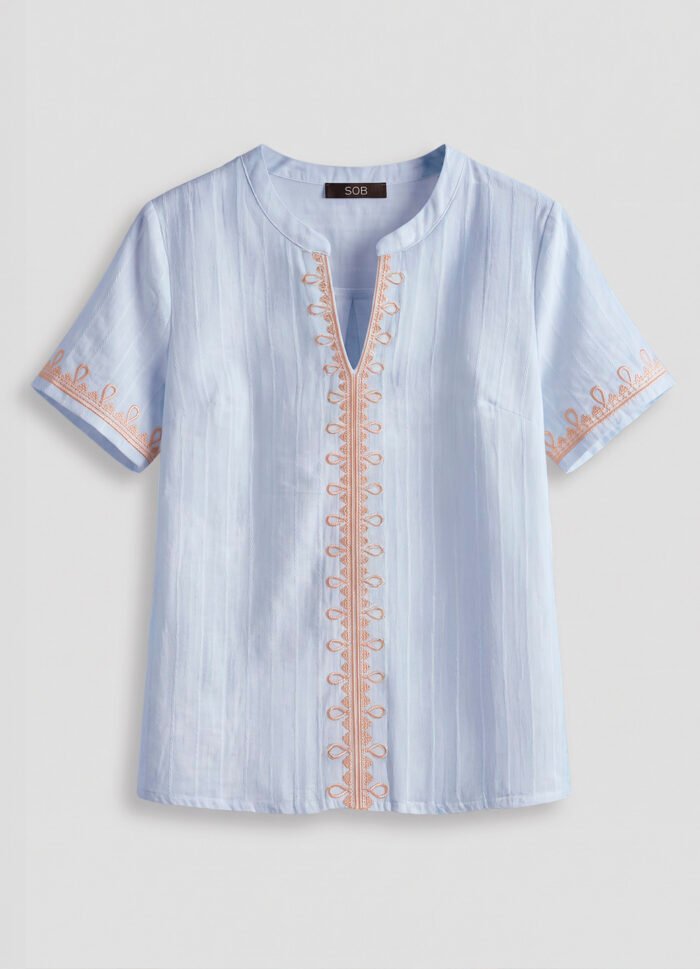 Blusa Azul Clara Bordada em Bege Manga Curta em Algodão Sob - Imagem 7