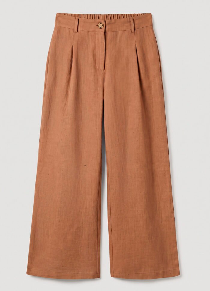 Calça Pantalona Marrom Canela Linho com Prega e Bolso Sob - Imagem 7