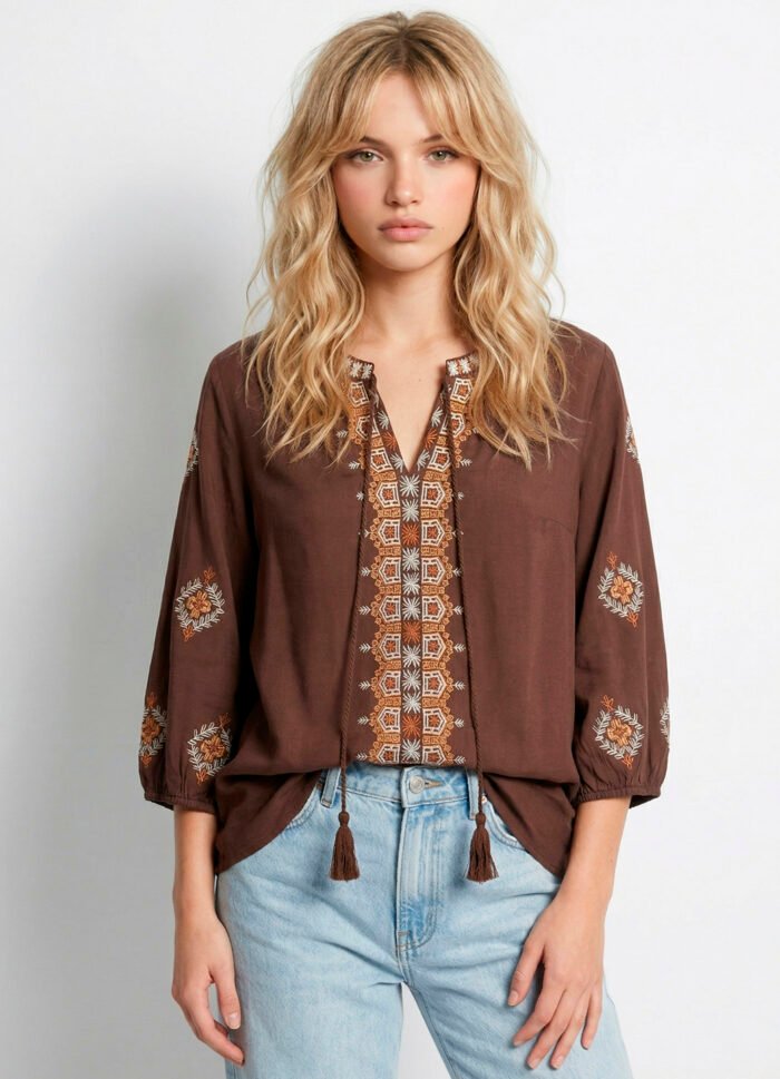 Blusa Marrom Bordada Manga 3/4 Gola Bordada Viscose Boho Sob - Imagem 6