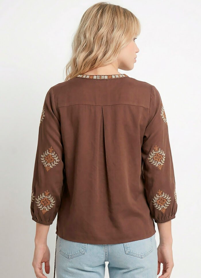 Blusa Marrom Bordada Manga 3/4 Gola Bordada Viscose Boho Sob - Imagem 5