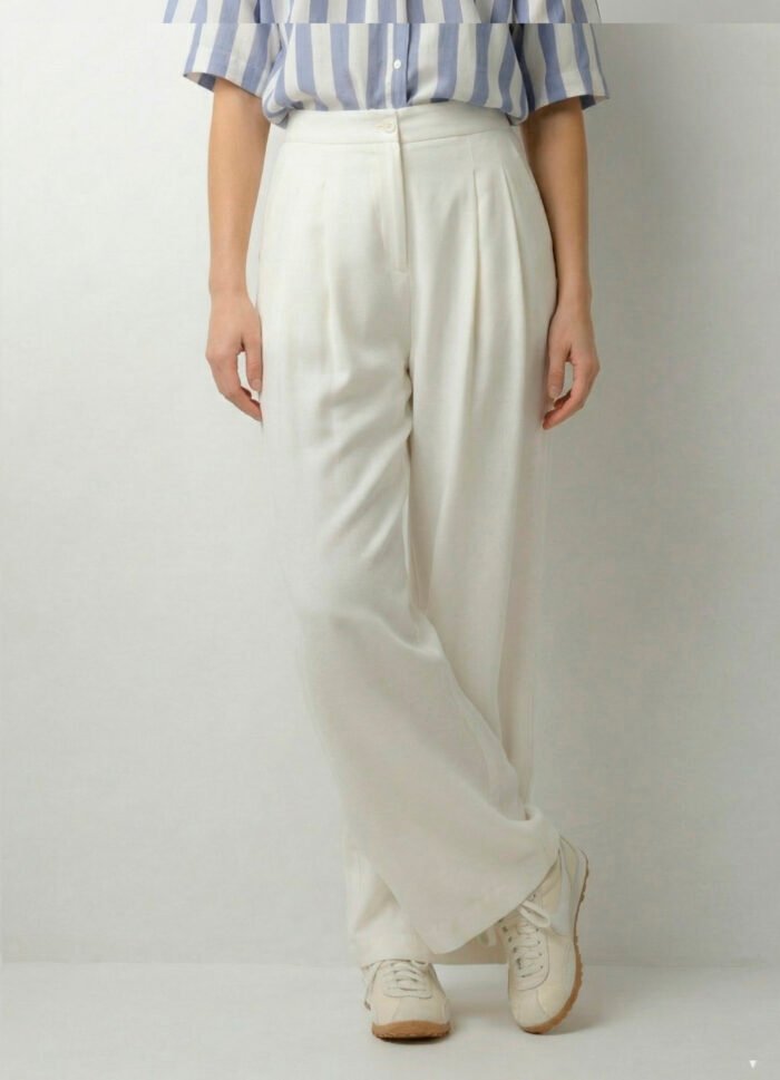 Calça Pantalona com Pregas Feminina Off White Sob com Bolsos - Imagem 6